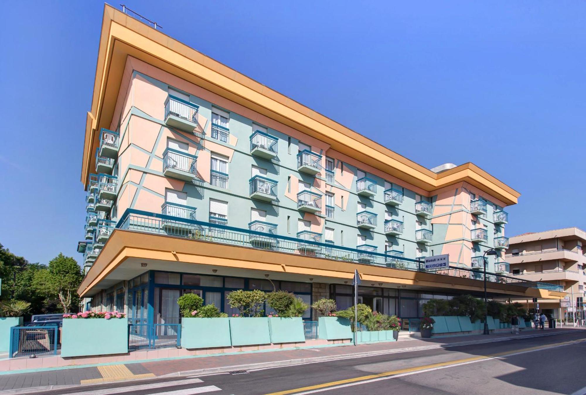 Big Family Hotel เบลลาเรีย-อีเจอา มารีนา ภายนอก รูปภาพ